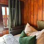 شقة Capobnb Seepanorama Am 10 Min Nach Interlaken
